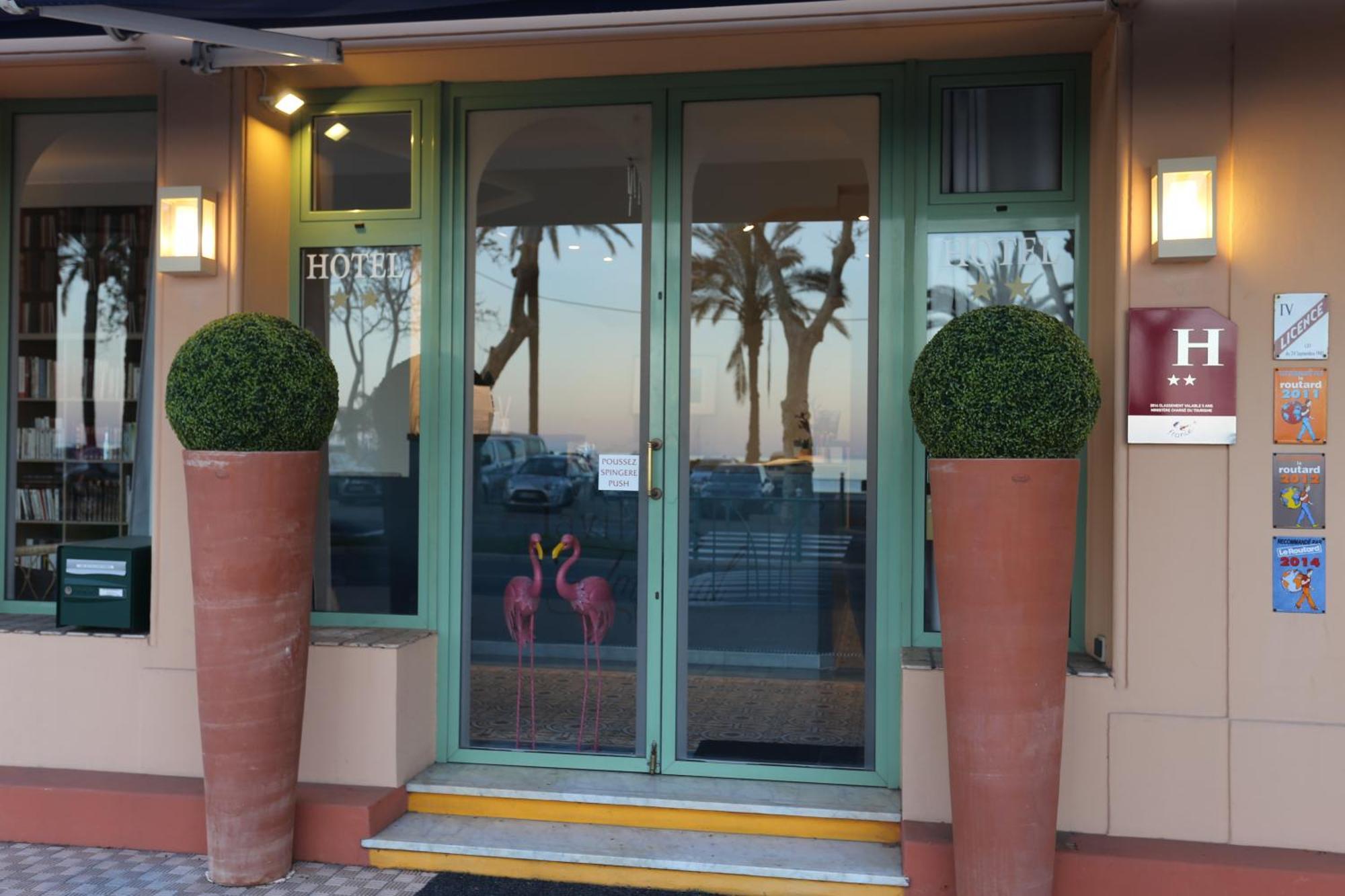 Pavillon Imperial 2*