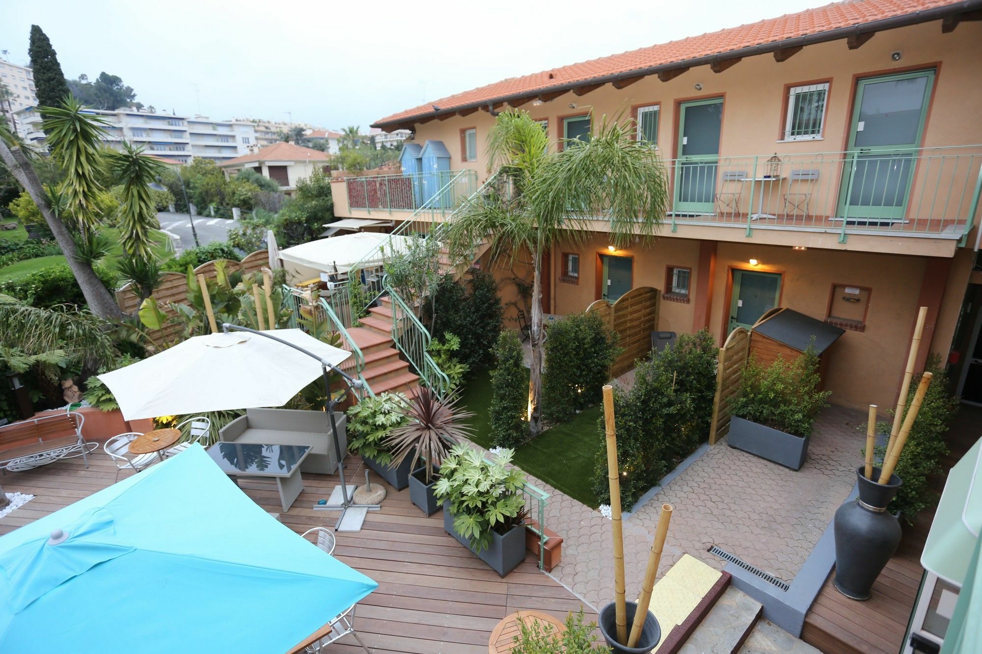 Pavillon Imperial Hotel 2*